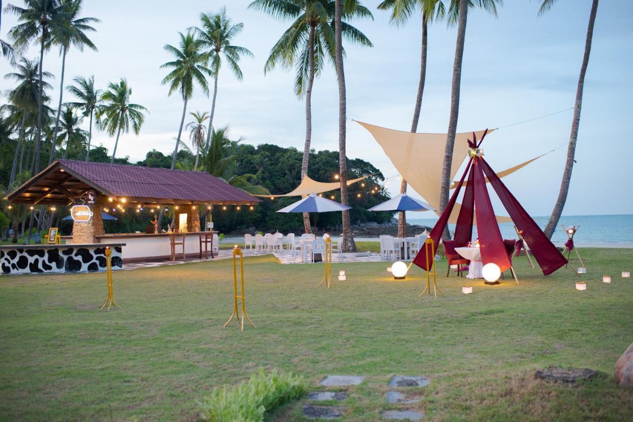 Nirwana Resort Hotel Lagoi Exterior foto
